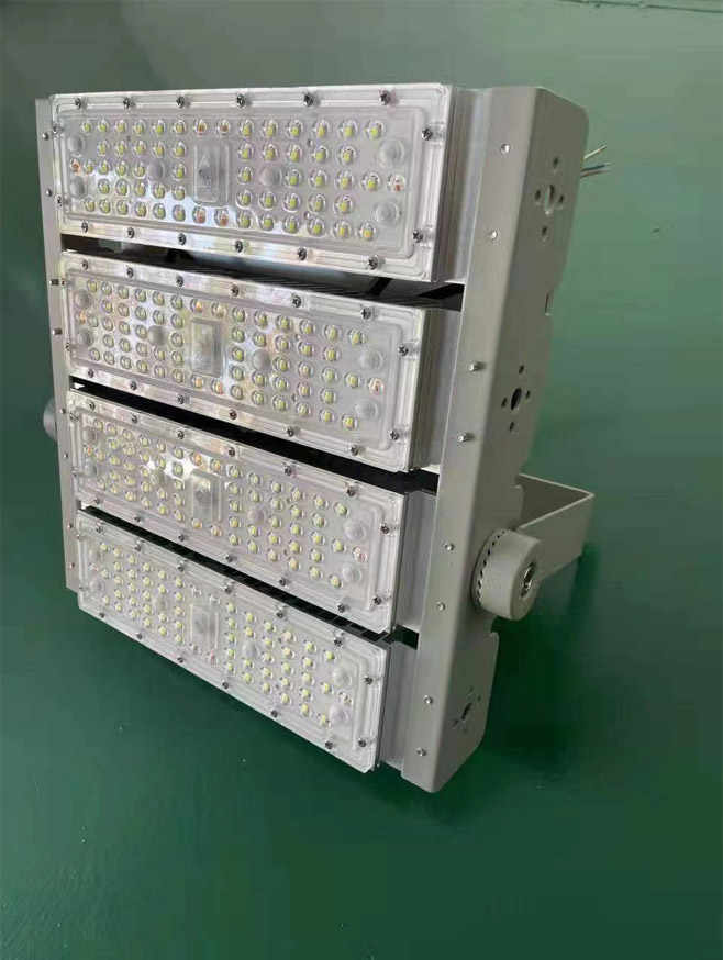 防眩光球场灯